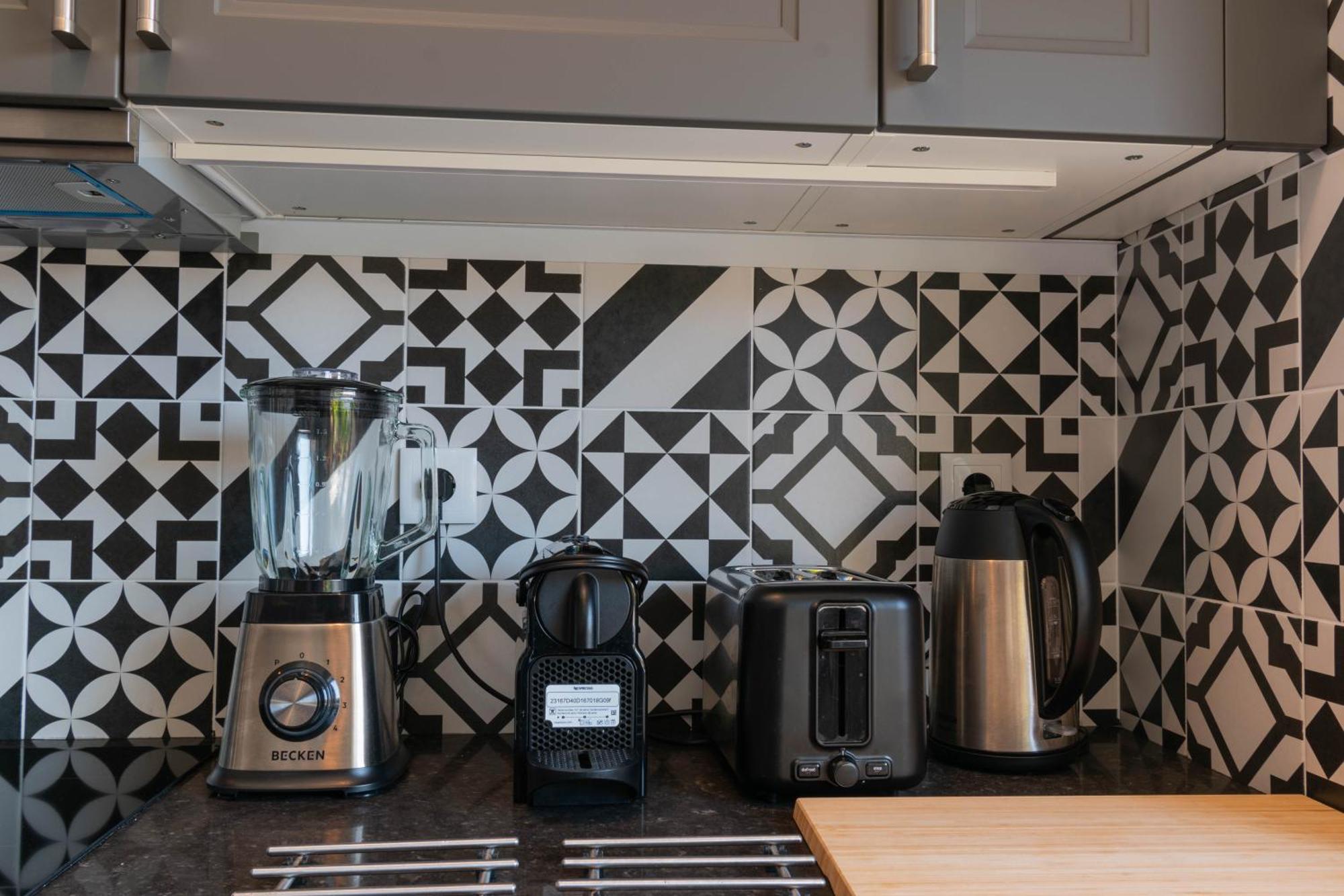 7Min To Uni Se-Velha - Ac - Work Desk - 300Mbs Wifi Bed & Breakfast Coimbra Dış mekan fotoğraf